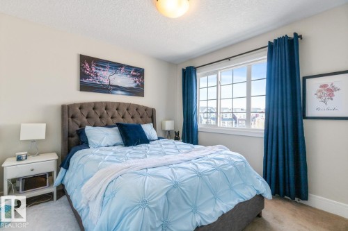 357 Simpkins Wynd, Leduc, AB - Indoor Photo Showing Bedroom