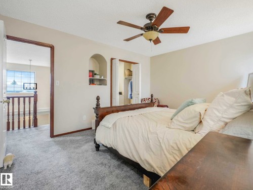 18508 50 Avenue, Edmonton, AB - Indoor Photo Showing Bedroom
