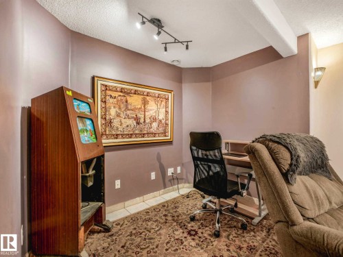 18508 50 Avenue, Edmonton, AB - Indoor Photo Showing Other Room