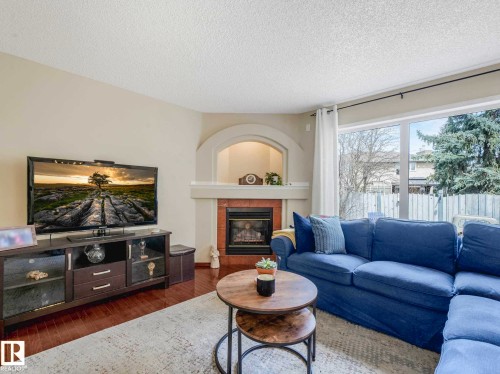 18508 50 Avenue, Edmonton, AB - Indoor Photo Showing Living Room With Fireplace