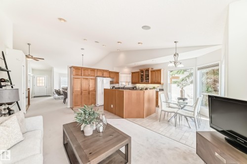 38 920 119 Street, Edmonton, AB - Indoor