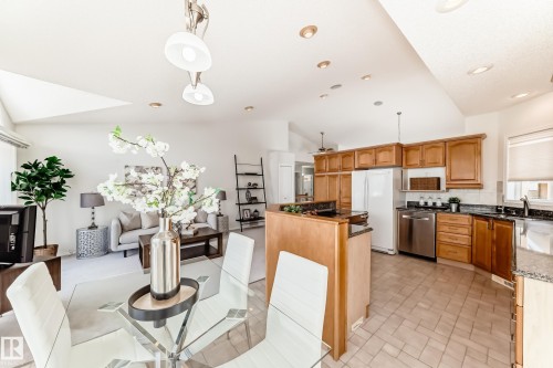 38 920 119 Street, Edmonton, AB - Indoor Photo Showing Other Room