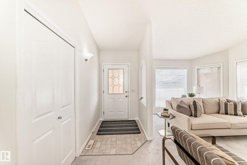 38 920 119 Street, Edmonton, AB - Indoor