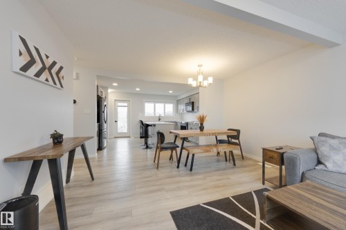 19620 27 Avenue, Edmonton, AB - Indoor