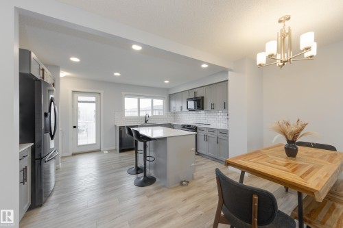 19620 27 Avenue, Edmonton, AB - Indoor