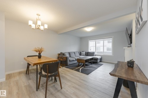 19620 27 Avenue, Edmonton, AB - Indoor