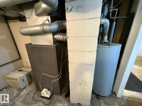 Image quality insufficient for description - 10815 68 Avenue, Edmonton, AB - Indoor Photo Showing Basement