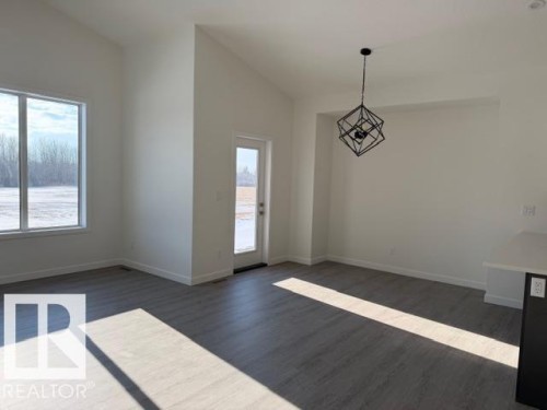 4207 55 Avenue, Lamont, AB - Indoor Photo Showing Other Room