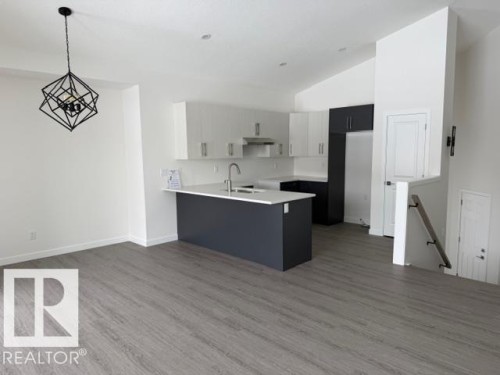 4207 55 Avenue, Lamont, AB - Indoor Photo Showing Kitchen