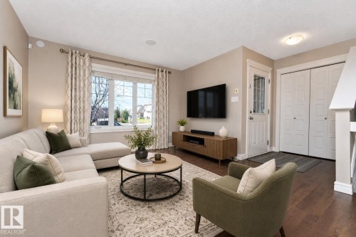 2146 Trumpeter Way, Edmonton, AB - Indoor Photo Showing Living Room