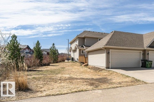 2146 Trumpeter Way, Edmonton, AB - Outdoor
