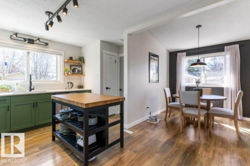 67 Lorraine Crescent, St. Albert, AB - Indoor Photo Showing Dining Room