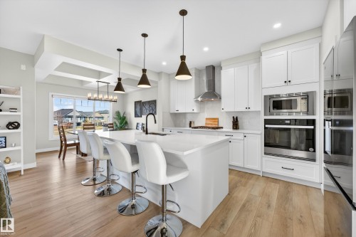 117 Kidd Crescent, Leduc, AB - Indoor Photo Showing Kitchen With Upgraded Kitchen