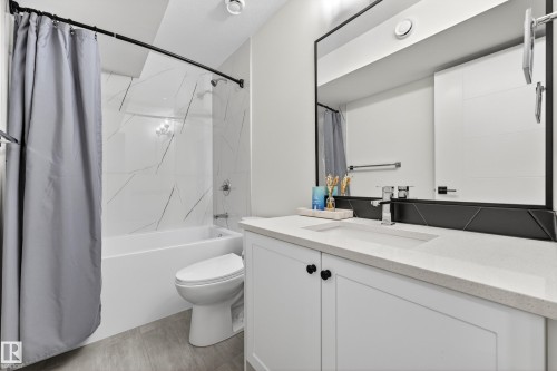 117 Kidd Crescent, Leduc, AB - Indoor Photo Showing Bathroom