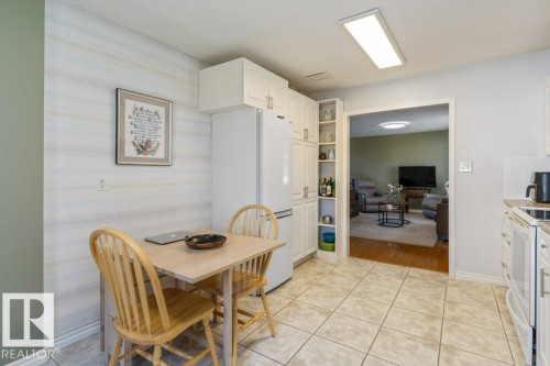 23 Maple Drive, St. Albert, AB - Indoor