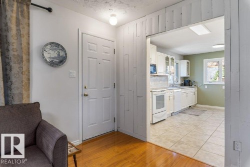 23 Maple Drive, St. Albert, AB - Indoor