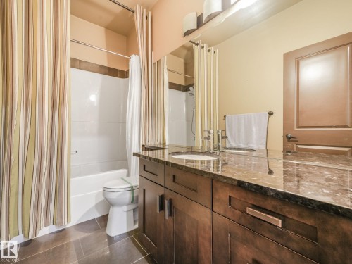 12828 201 Street, Edmonton, AB - Indoor Photo Showing Bathroom