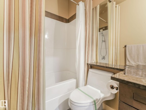 12828 201 Street, Edmonton, AB - Indoor Photo Showing Bathroom