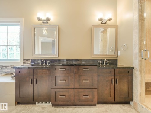 12828 201 Street, Edmonton, AB - Indoor Photo Showing Bathroom