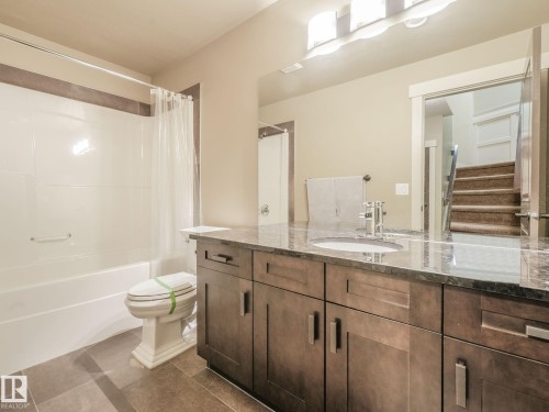 12828 201 Street, Edmonton, AB - Indoor Photo Showing Bathroom