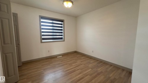 20015 50 Avenue, Edmonton, AB - Indoor Photo Showing Other Room