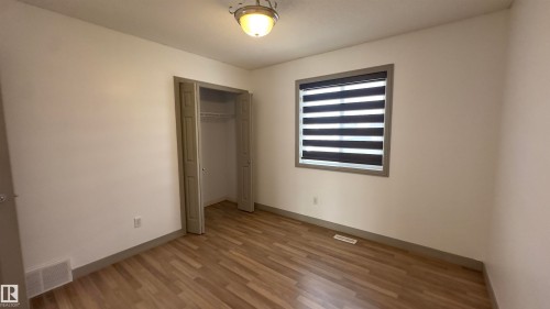 20015 50 Avenue, Edmonton, AB - Indoor Photo Showing Other Room