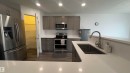 20015 50 Avenue, Edmonton, AB  - Indoor Photo Showing Kitchen With Stainless Steel Kitchen With Upgraded Kitchen 