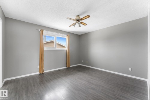 4520 54 Avenue, Leduc, AB - Indoor Photo Showing Other Room