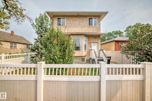 10711A 95 Street, Edmonton, AB - Outdoor With Exterior