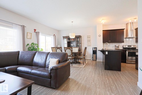 7314 Edgemont Way, Edmonton, AB - Indoor