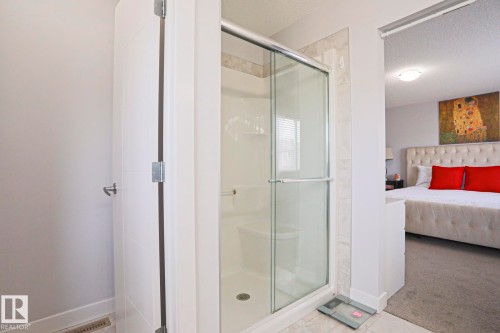 7314 Edgemont Way, Edmonton, AB - Indoor Photo Showing Bathroom