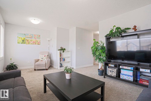 7314 Edgemont Way, Edmonton, AB - Indoor Photo Showing Living Room