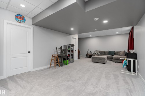 6306 60 Avenue, Beaumont, AB - Indoor