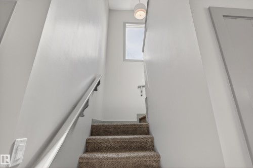 934 Berg Place, Leduc, AB - Indoor Photo Showing Other Room