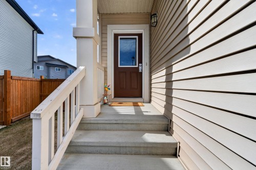 934 Berg Place, Leduc, AB - Outdoor With Exterior
