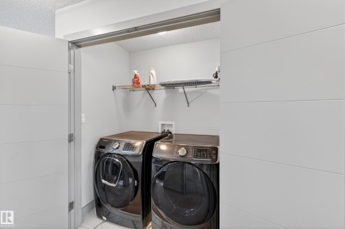 934 Berg Place, Leduc, AB - Indoor Photo Showing Laundry Room
