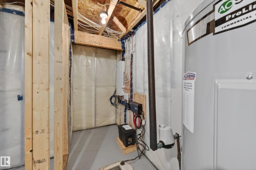 934 Berg Place, Leduc, AB - Indoor