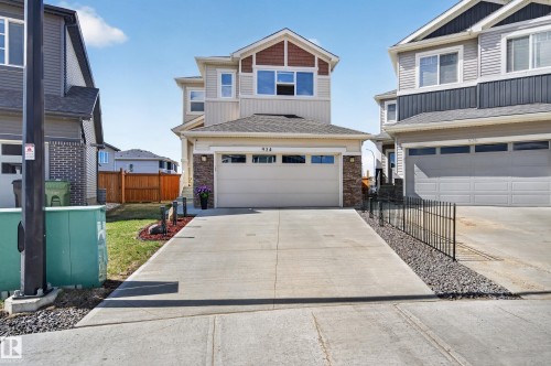 934 Berg Place, Leduc, AB - Outdoor