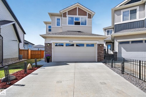 934 Berg Place, Leduc, AB - Outdoor