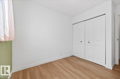 114 Kaskitayo Court, Edmonton, AB - Indoor Photo Showing Other Room
