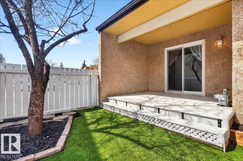114 Kaskitayo Court, Edmonton, AB - Outdoor With Exterior