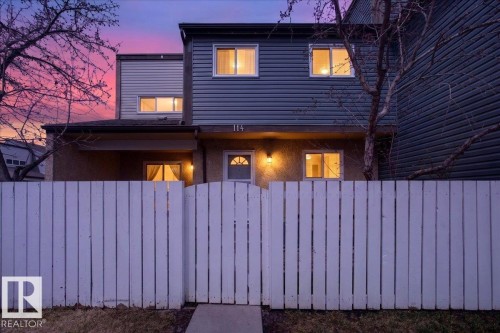 114 Kaskitayo Court, Edmonton, AB - Outdoor With Exterior
