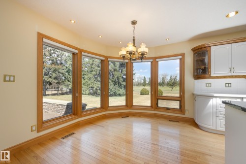 18 Westbrook Drive, Edmonton, AB - Indoor