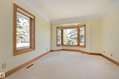 18 Westbrook Drive, Edmonton, AB - Indoor Photo Showing Other Room