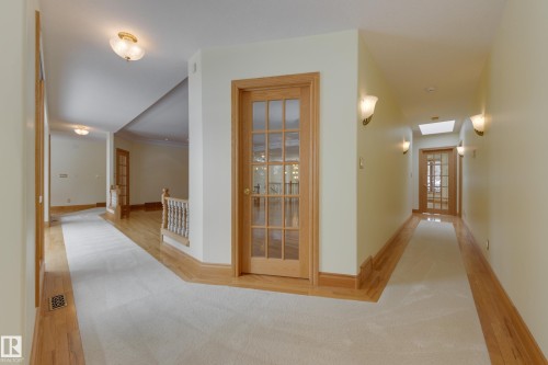 18 Westbrook Drive, Edmonton, AB - Indoor Photo Showing Other Room