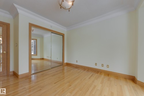 18 Westbrook Drive, Edmonton, AB - Indoor Photo Showing Other Room