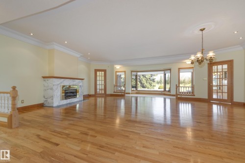 18 Westbrook Drive, Edmonton, AB - Indoor Photo Showing Living Room With Fireplace