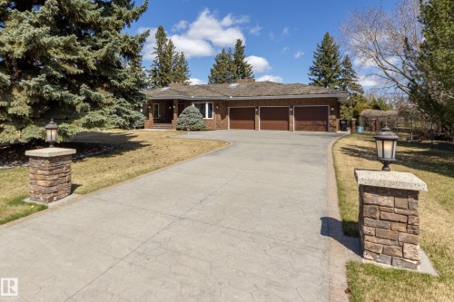18 Westbrook Drive, Edmonton, AB - Outdoor