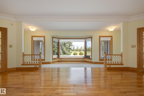 18 Westbrook Drive, Edmonton, AB - Indoor
