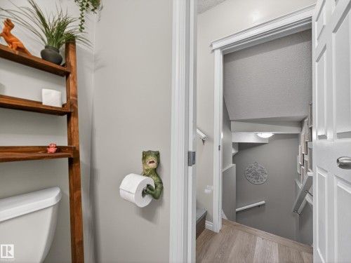 5576 Stevens Crescent Nw, Edmonton, AB - Indoor Photo Showing Laundry Room